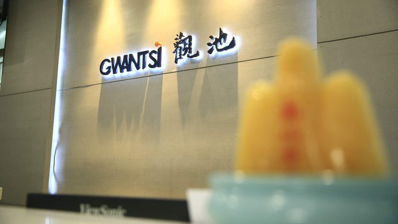 VI色彩系统设计流程：从理念到视觉的蜕变